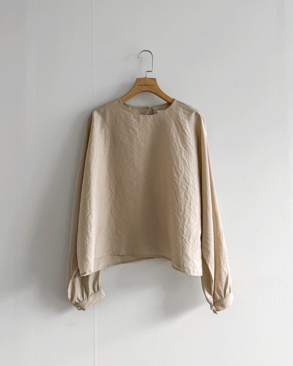 오브 Round Blouse