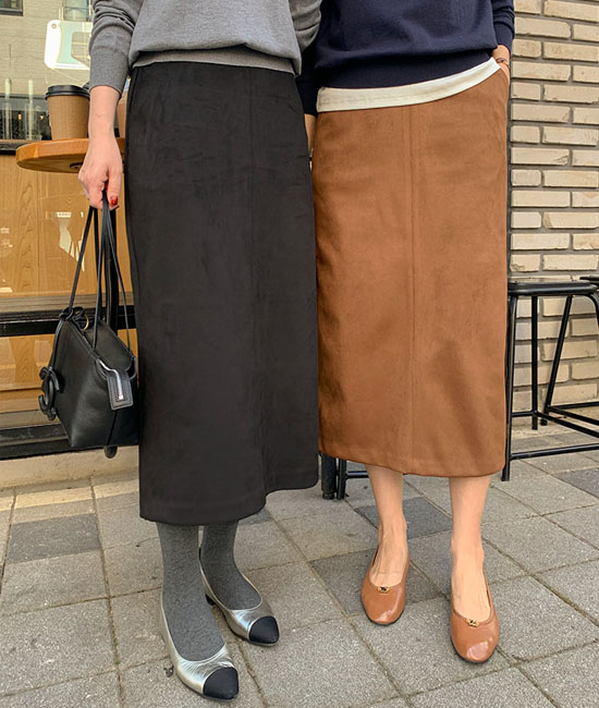 코코 Suede Skirt